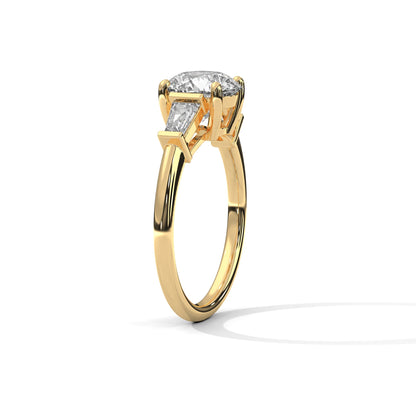 2.50 Carat Round & Baguette Cut Solitaire Diamond Engagement Ring for Women