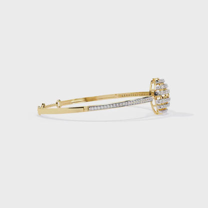 Round Cut Bangle Bracelet with Diamond Embellishments – Luxury Fine Jewelry for Women