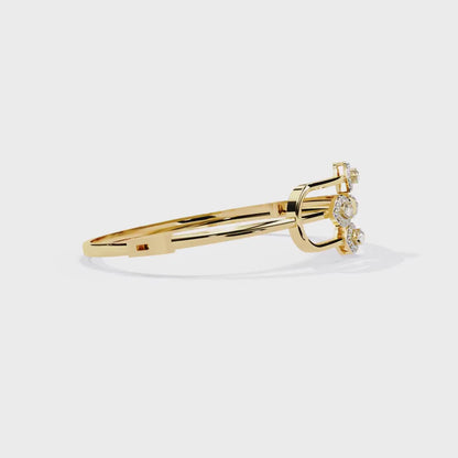 0.75 Carat Pear Cut Diamond Bracelet with Halo Accents – Elegant Fine Jewelry